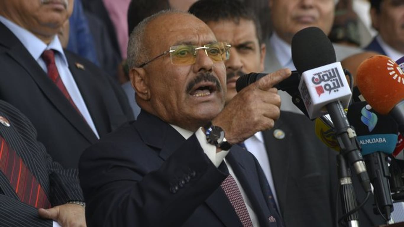 Jemens ehemaliger Präsident Ali Abdullah Saleh während einer Massenkundgebung zum 35.