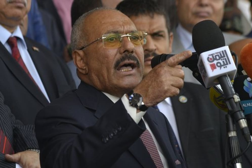 Jemens ehemaliger Präsident Ali Abdullah Saleh während einer Massenkundgebung zum 35.