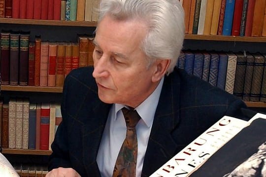 Der Verleger Elmar Faber ist im Alter von 83 Jahren gestorben.