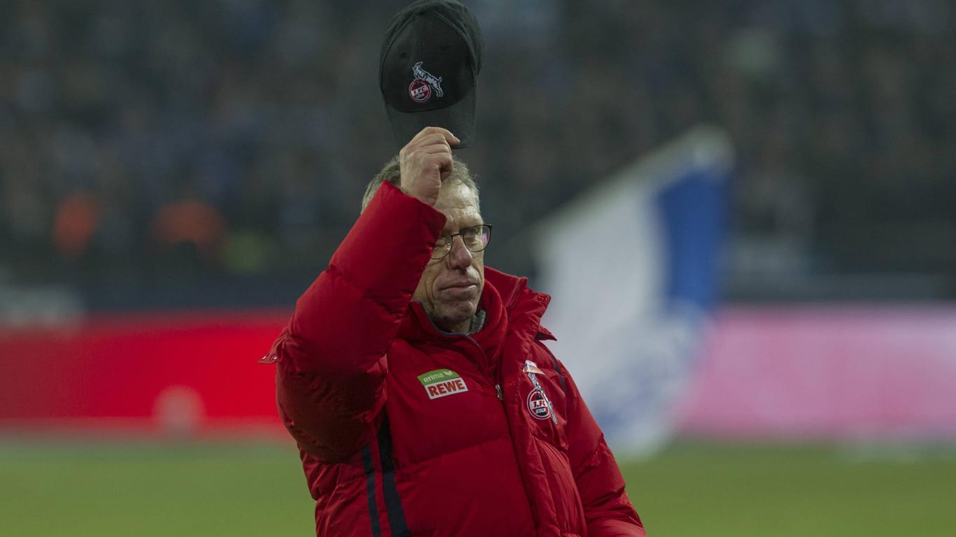 Für Peter Stöger war nach dem 2:2 auf Schalke Schluss als Köln-Trainer.