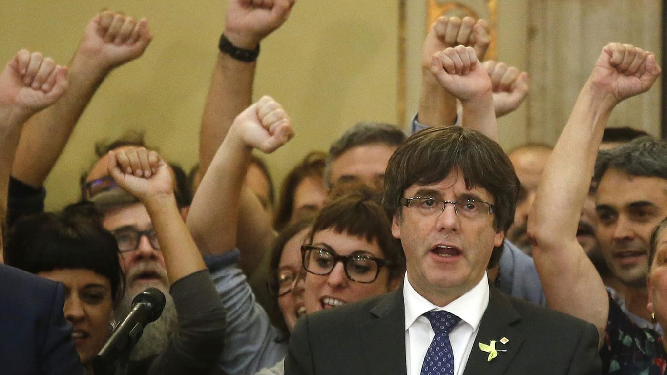 Carles Puigdemont kämpft für eine Unabhängigkeit der Region Katalonien von Madrid.