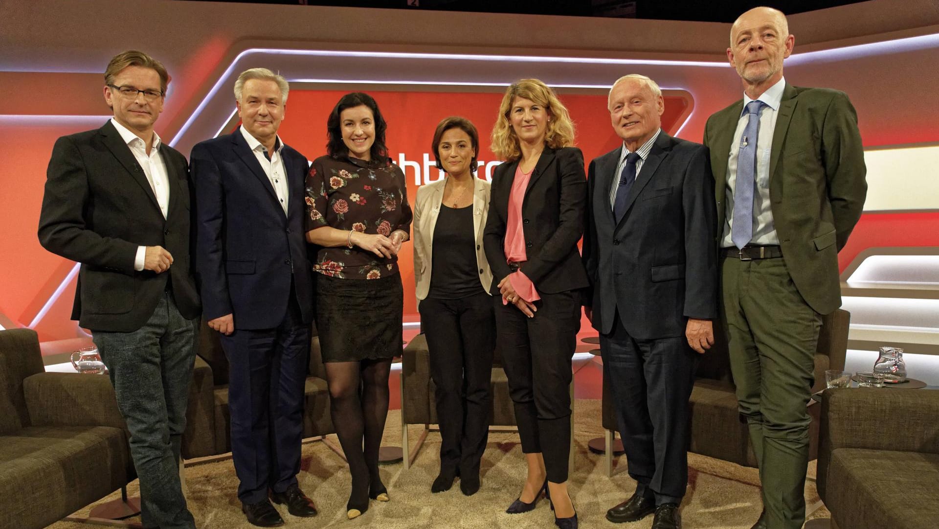 Gäste bei Maischberger (von links): Claus Strunz, Klaus Wowereit, Dorothee Bär, Sandra Maischberger, Stephanie Bschorr, Oskar Lafontaine und Friedrich Küppersbusch.