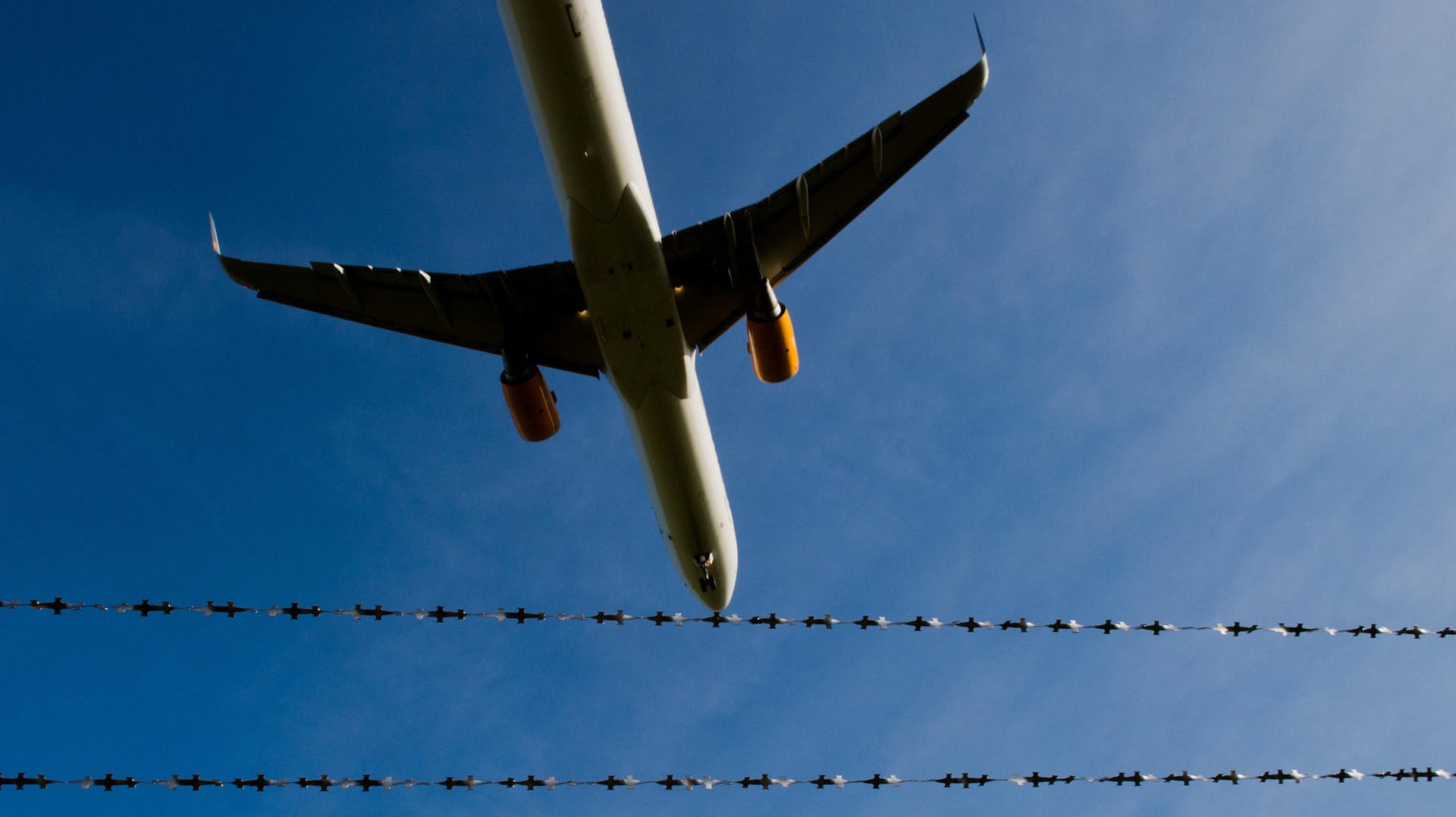 Bund und Länder haben 27 afghanische Flüchtlinge zurück nach Kabul gebracht – die größte Gruppe seit Langem. (Symbolbild) Bund und Länder haben 27 afghanische Flüchtlinge zurück nach Kabul gebracht – die größte Gruppe seit Langem. (Symbolbild)