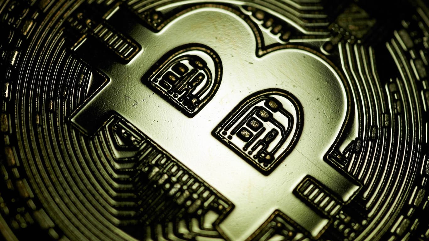 Bitcoin-Symbol: Hacker erbeuteten große Mengen der Kryptowährung.