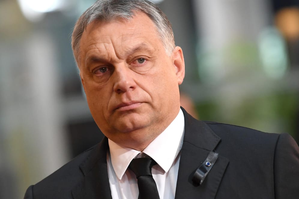 Ungarns Ministerpräsident Viktor Orban: Ungarn hat ein EuGh-Urteil zur Aufnahme von Flüchtlingen im September abgelehnt.