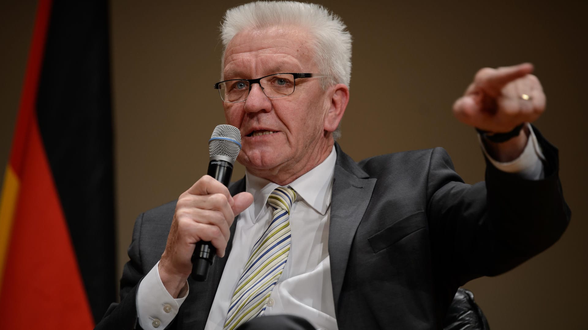 Ministerpräsident Winfried Kretschmann (Grüne) glaubt, dass die FDP ihr "Nein" zu Jamaika noch revidieren würde.