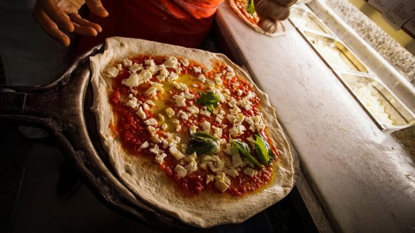 Die Kunst des neapolitanischen Pizzabäckers ist von der Unseco in die Liste des immateriellen Kulturerbes aufgenommen worden.