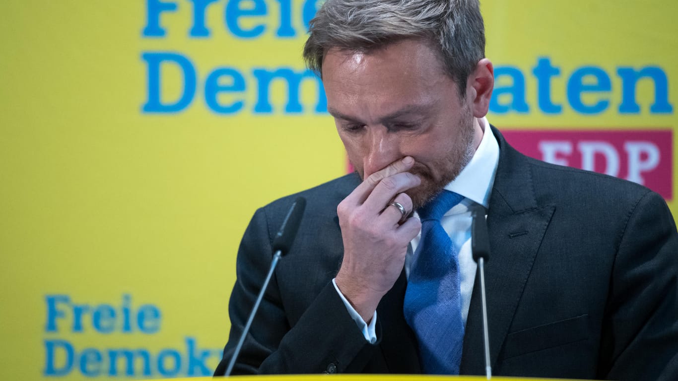 Christian Lindner: Nach Abbruch der Jamaika-Sondierung verliert der FDP-Chef stark an Beliebtheit unter den Deutschen.