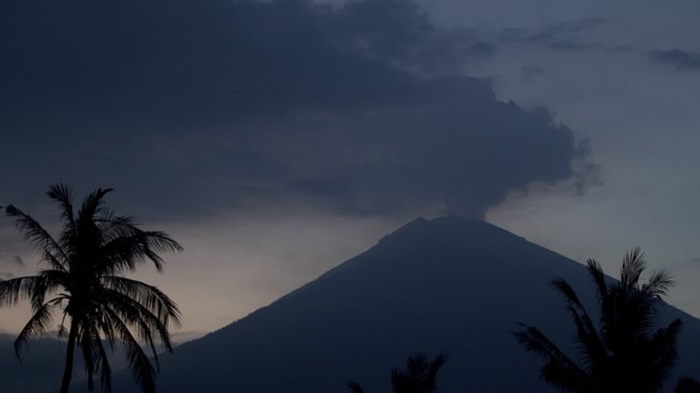 Der Vulkan Agung kommt nicht zur Ruhe.