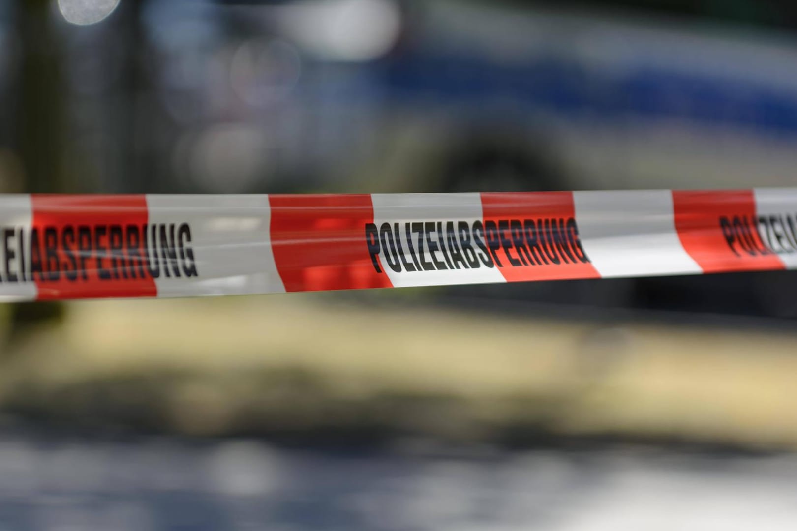 Nach dem Fund eines toten Neugeborenen im sächsischen Niederau suchen die Behörden nach der Mutter. (Symbolbild)