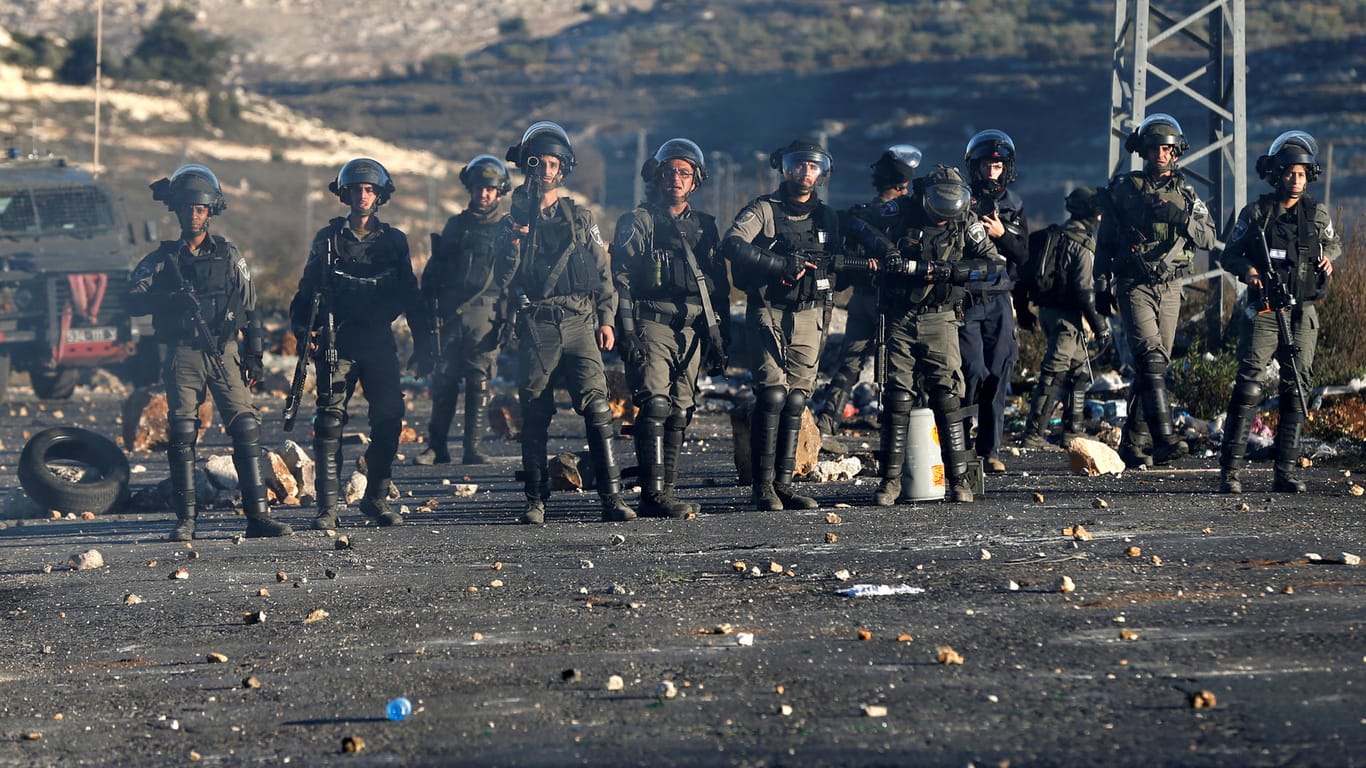 Israelische Grenzschutzpolizei: In der Umgebung der jüdischen Siedlung Bet El nahe Ramallah kam es zu schweren Ausschreitungen.