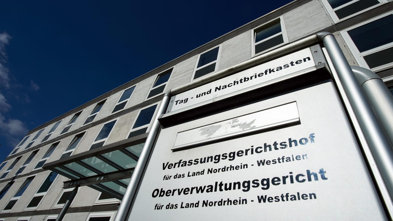 Oberverwaltungsgericht in Münster: Haftung von Flüchtlingsbürgen reduziert.