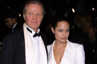 Jon Voight und Tochter Angelina Jolie: Sie arbeiten gerade an ihrer Beziehung zueinander.