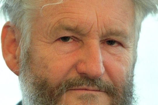 Achim Freyer gilt als Regie-Altmeister.