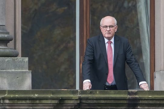 Kauder: "Wichtiger als Steuersenkungen ist vielen, dass der Staat gerade im Bereich Innen und Recht wieder für mehr Ordnung sorgt".