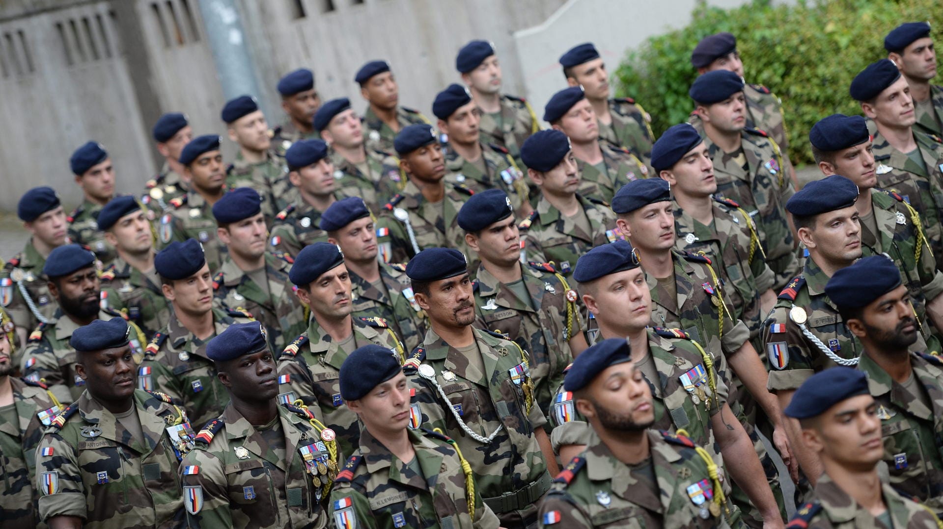 Französische Soldaten bei einer Parade: Die EU-Staaten wollen bei der Verteidigung enger zusammenarbeiten.