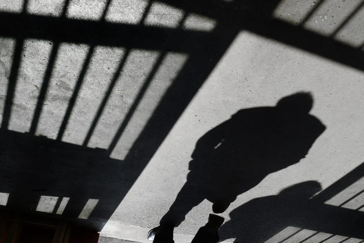 Die Männer waren wegen Widerstands gegen Vollzugsbeamte in Haft. (Symbolbild)