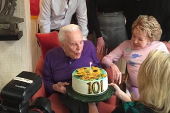 Kirk Douglas: Der Schauspieler wurde 101 Jahre alt.