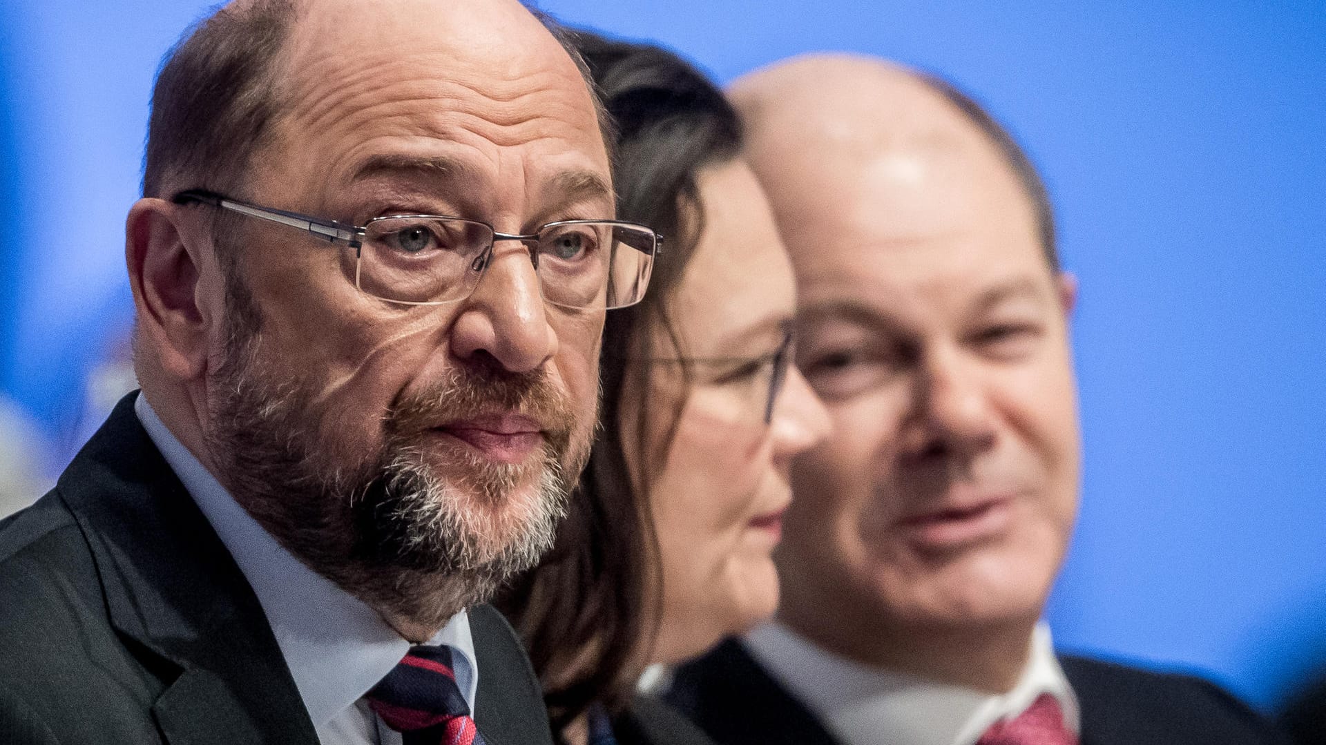 Martin Schulz, Andrea Nahles und Olaf Scholz (v.l.): Die SPD wirbt für eine "Kooperations-Koalition", stößt damit bei der Union aber auf Gegenwehr.