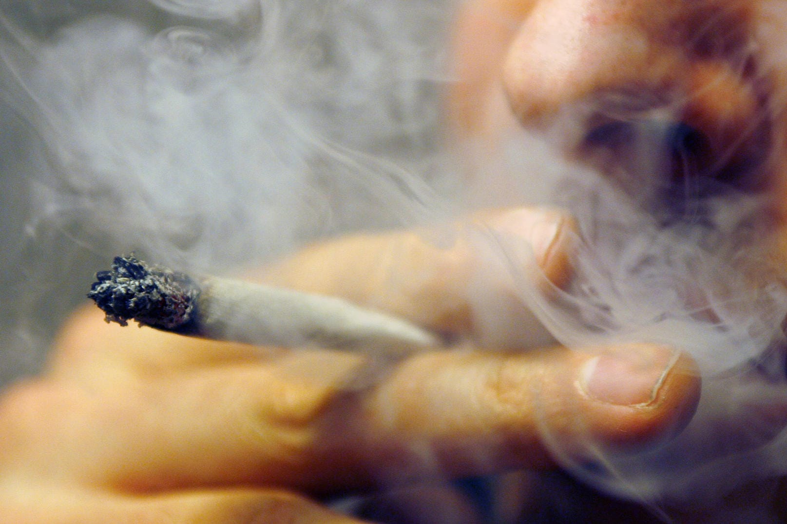 In Bayern ist er Umgang mit Cannabis und den Kiffern seitens der Behörden besonders streng.