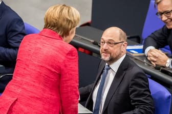 Angela Merkel und Martin Schulz im Bundestag (Archiv).