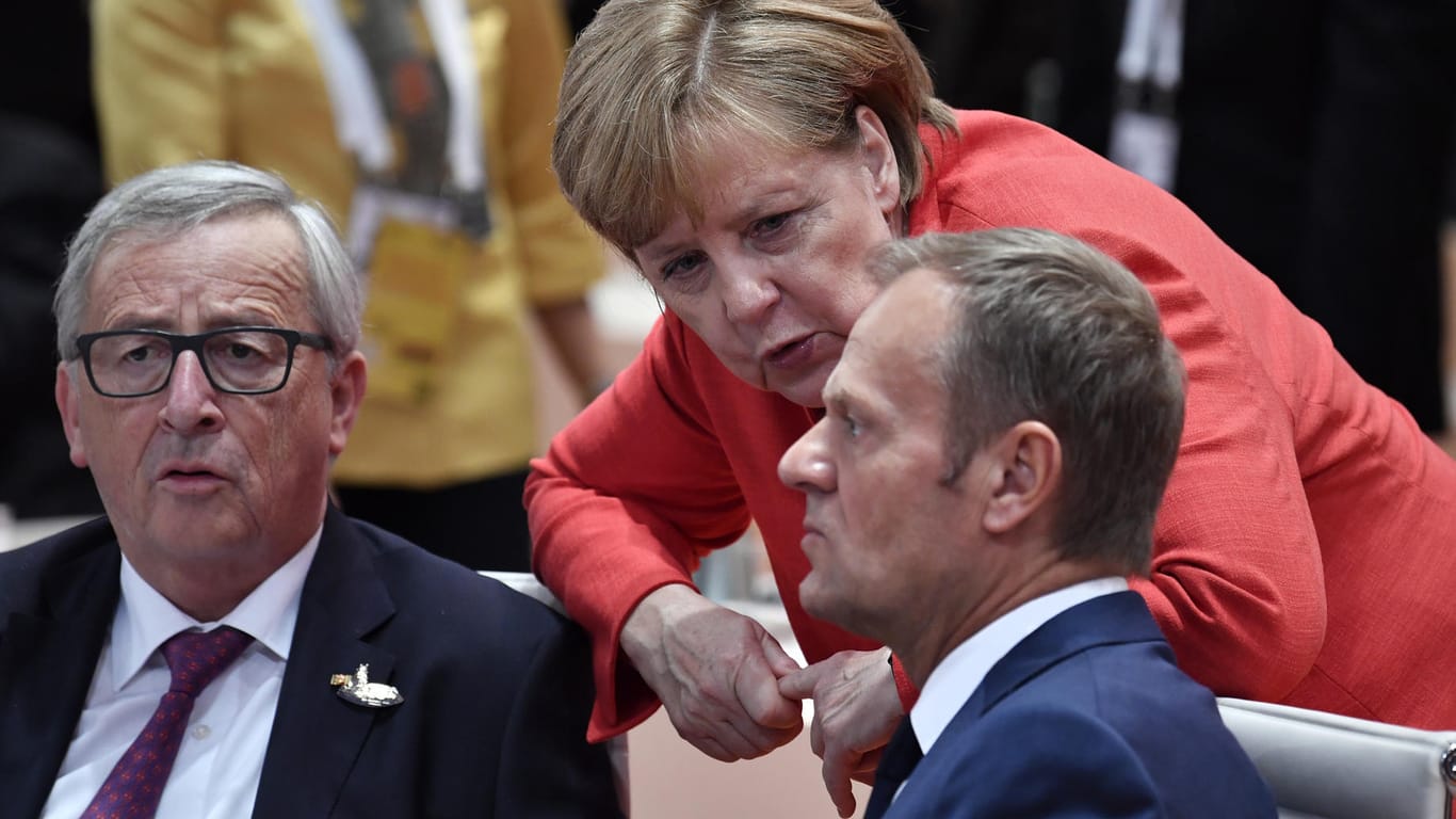 Merkel, Tusk und Juncker beim G20-Gipfel: Auf dem EU-Gipfel sitzen sie wieder zusammen – und sind sich nicht immer einig.