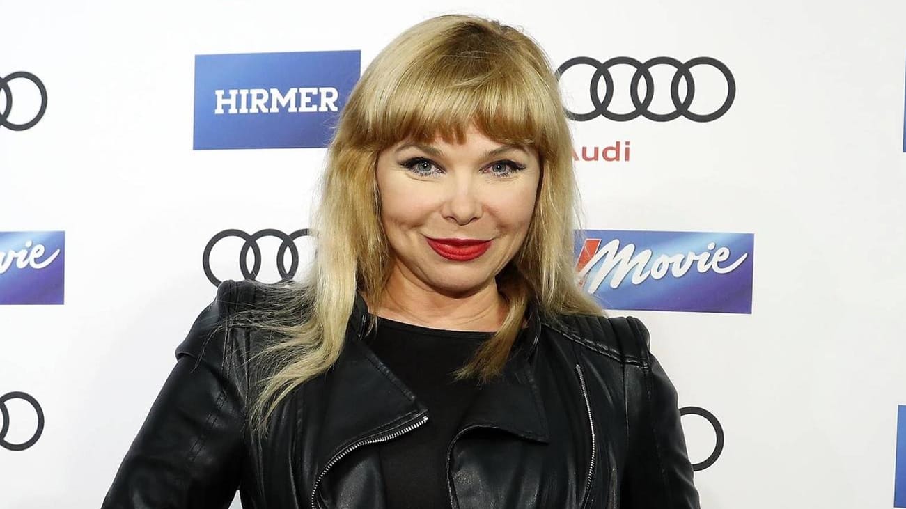 Schauspielerin Sandra Steffl kennen wohl die Wenigsten.