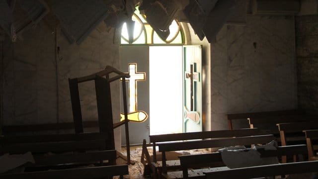 Blick in eine verwüstete Kirche im Nordirak. Blick in eine verwüstete Kirche im Nordirak.