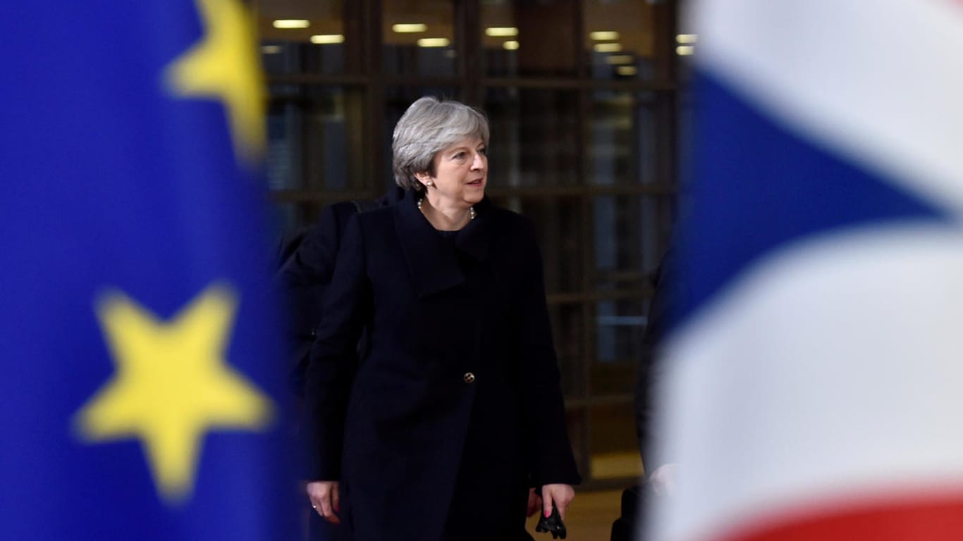 Theresa May beim EU-Gipfel in Brüssel: Die Brexit-Gespräche gehen in die zweite Runde.
