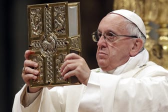 Papst Franziskus: Er will in Zukunft nicht mehr darum bitten, dass Gott ihn nicht in Versuchung führt.