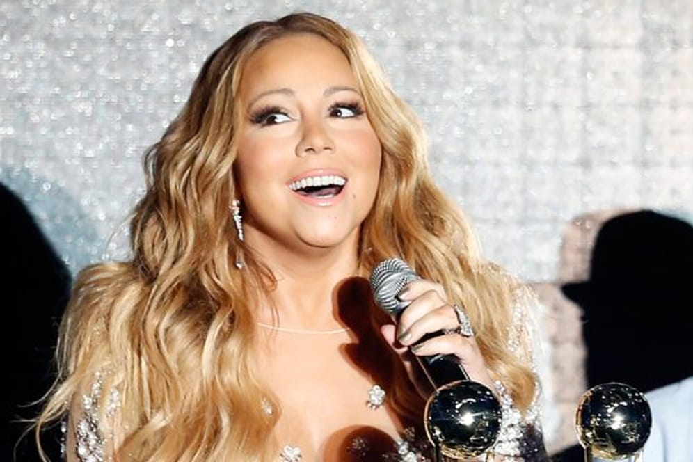 Die US-Sängerin Mariah Carey hat mit "All I Want For Christmas Is You" einen echten Weihnachtshit geschaffen.
