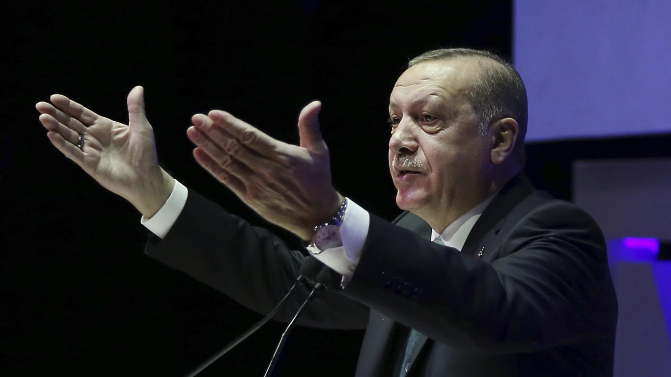 Der türkische Präsident Recep Tayyip Erdogan fordert Muslime dazu auf, schärfer gegen die Anerkennung Jerusalems als israelische Hauptstadt zu protestieren.