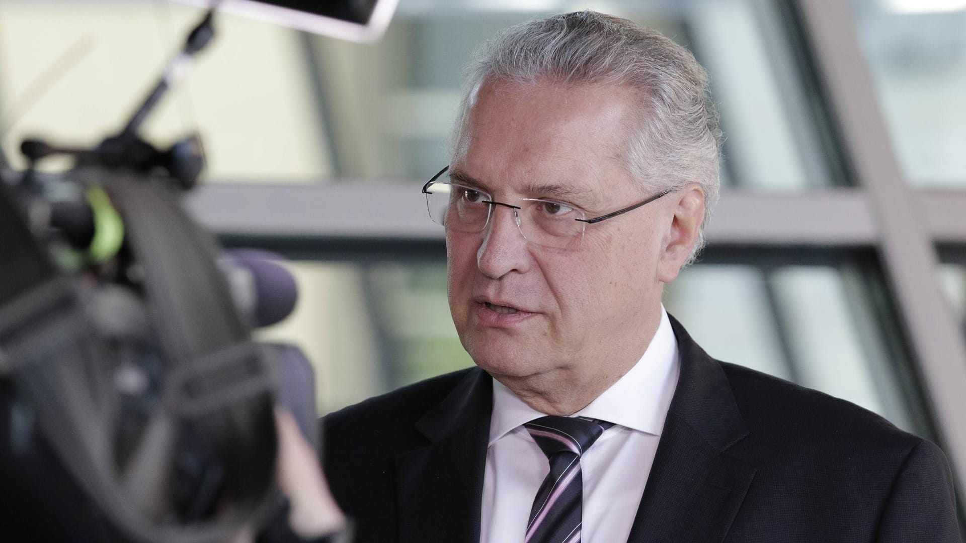 Bayerns Innenminister Joachim Herrmann (CSU) fordert Grenzkontrollen in ganz Deutschland.