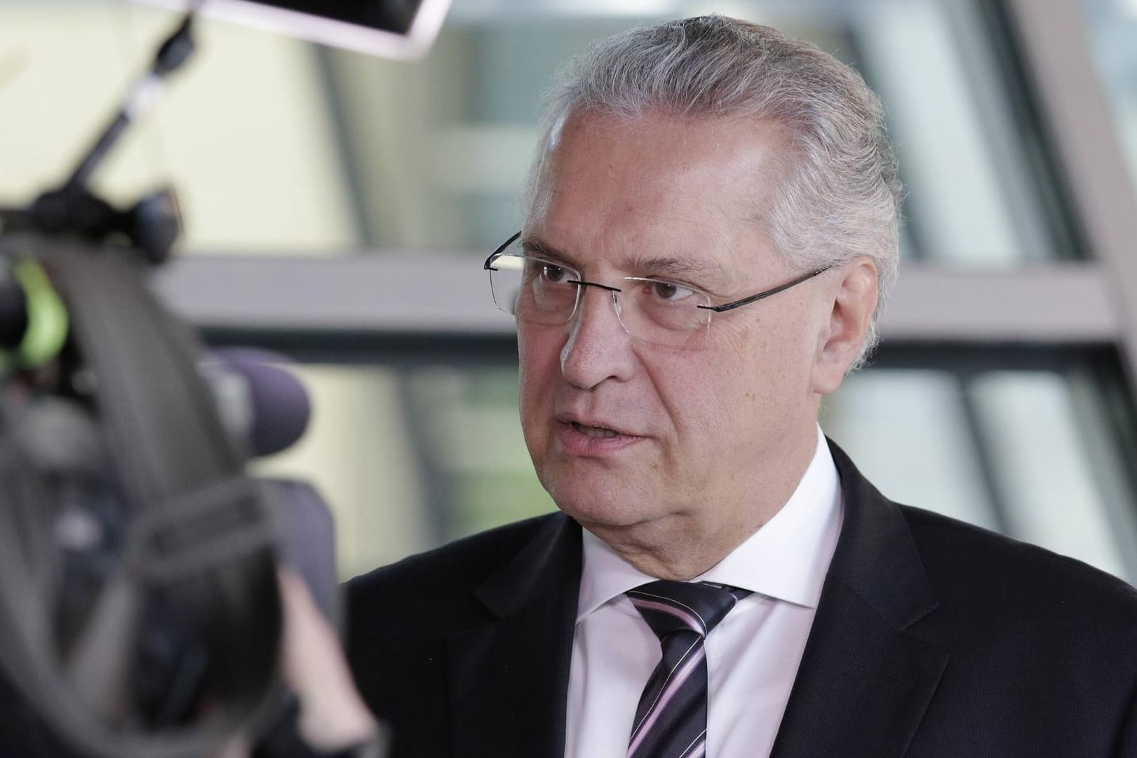 Bayerns Innenminister Joachim Herrmann (CSU) fordert Grenzkontrollen in ganz Deutschland.