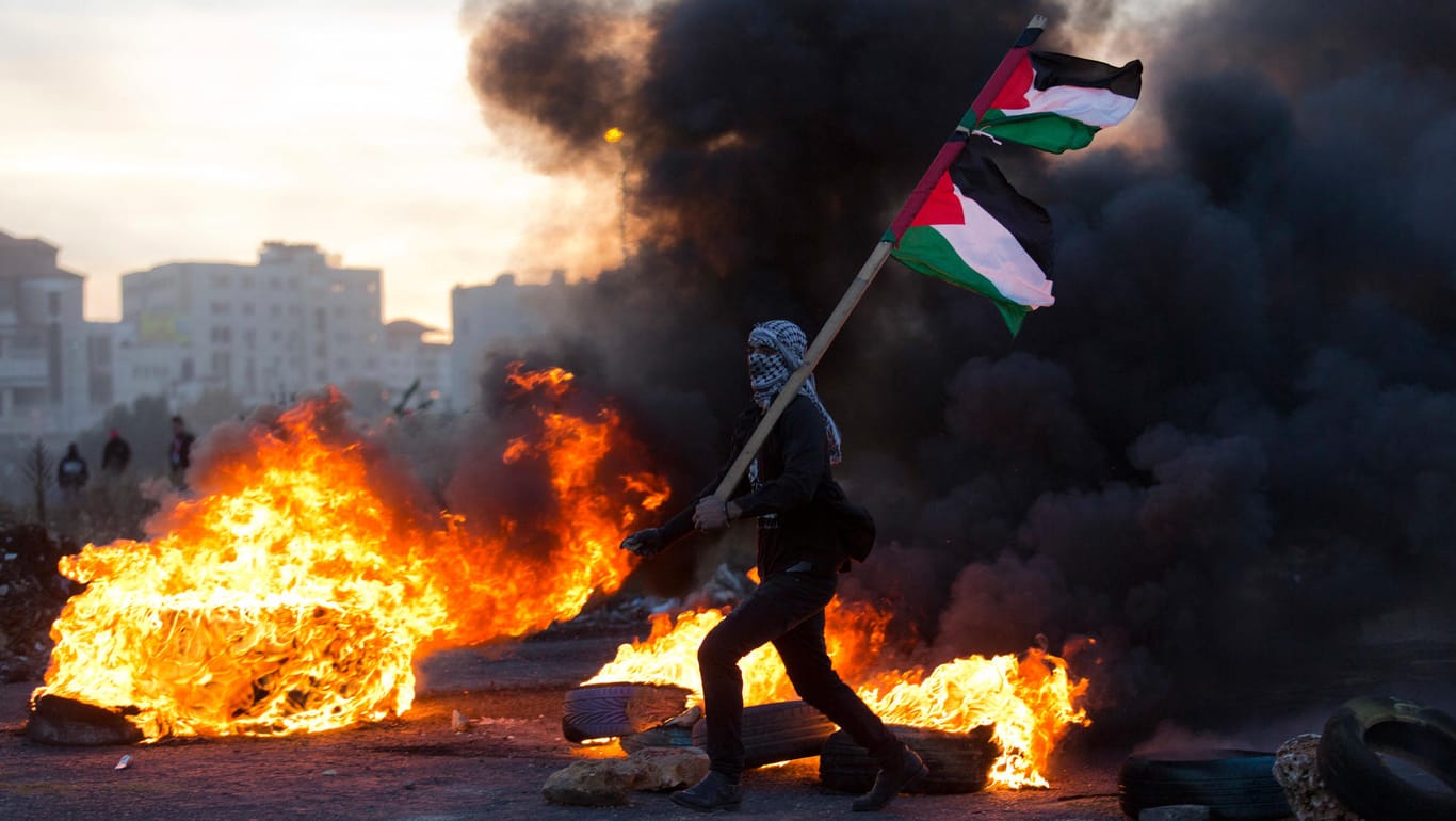 Zusammenstöße in Ramallah: Donald Trumps Entscheidung Jerusalem als Hauptstadt Israels anzuerkennen, löste heftige Proteste aus.