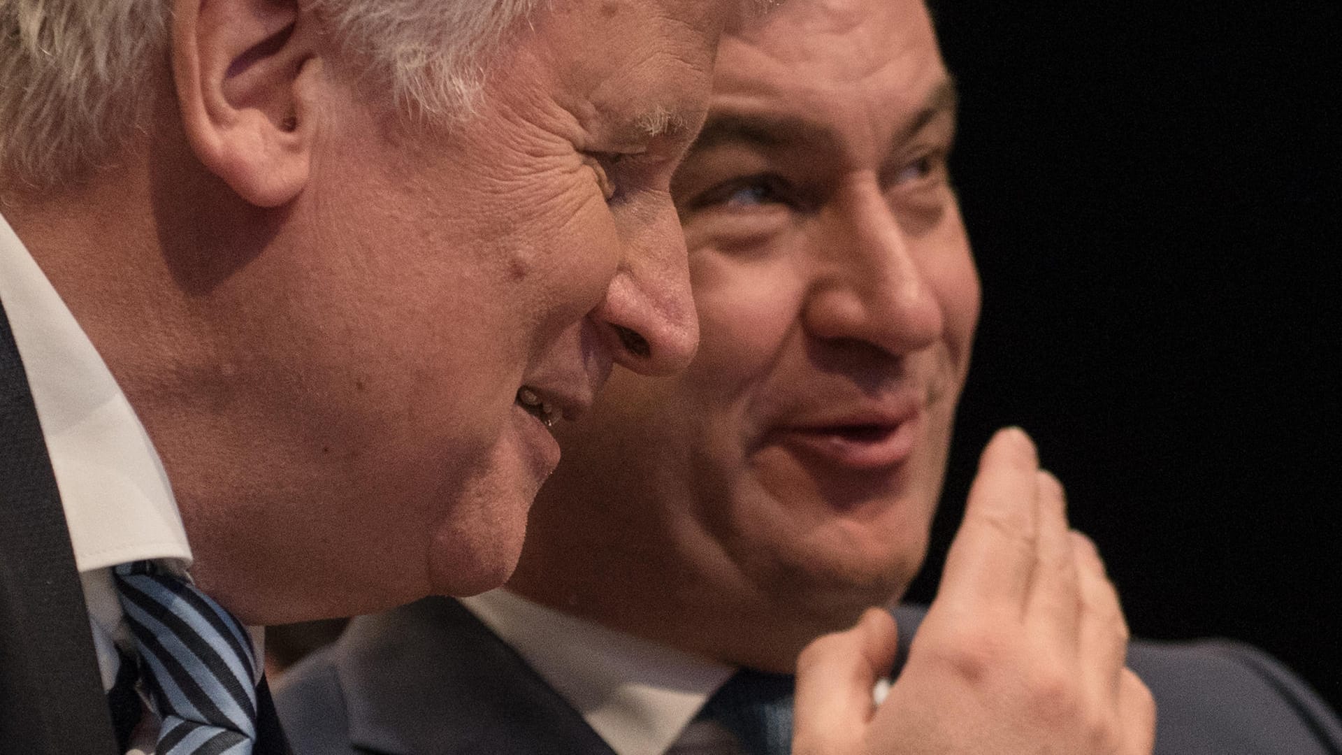 Seehofer und Söder: Die Ära des einen endet. Was kommt jetzt? Seehofer und Söder: Die Ära des einen endet. Was kommt jetzt?