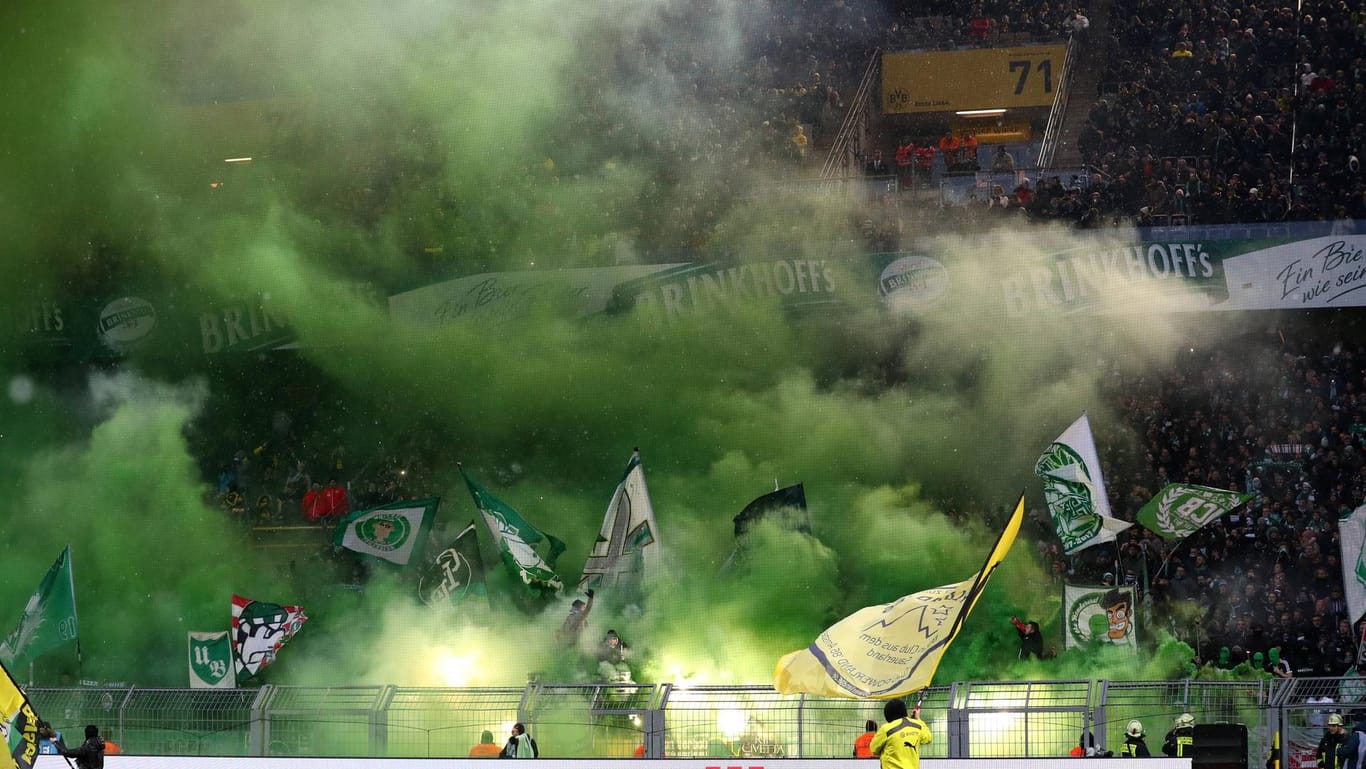 Der Fan-Block des SV Werder beim Gastspiel am 09. Dezember in Dortmund.