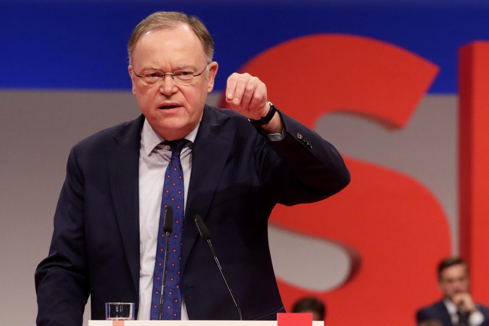 Stephan Weil: Der niedersächsische Ministerpräsident ermahnt die CDU, den Sozialdemokraten in wichtigen Punkten entgegenzukommen.