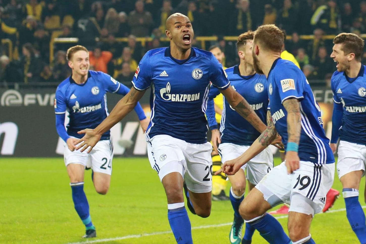 Dieses Tor ging in die Geschichte ein: Naldo gleicht in Dortmund zum 4:4 aus – nach einem 0:4-Rückstand. Einer der emotionalsten Sport-Momente des Jahres.