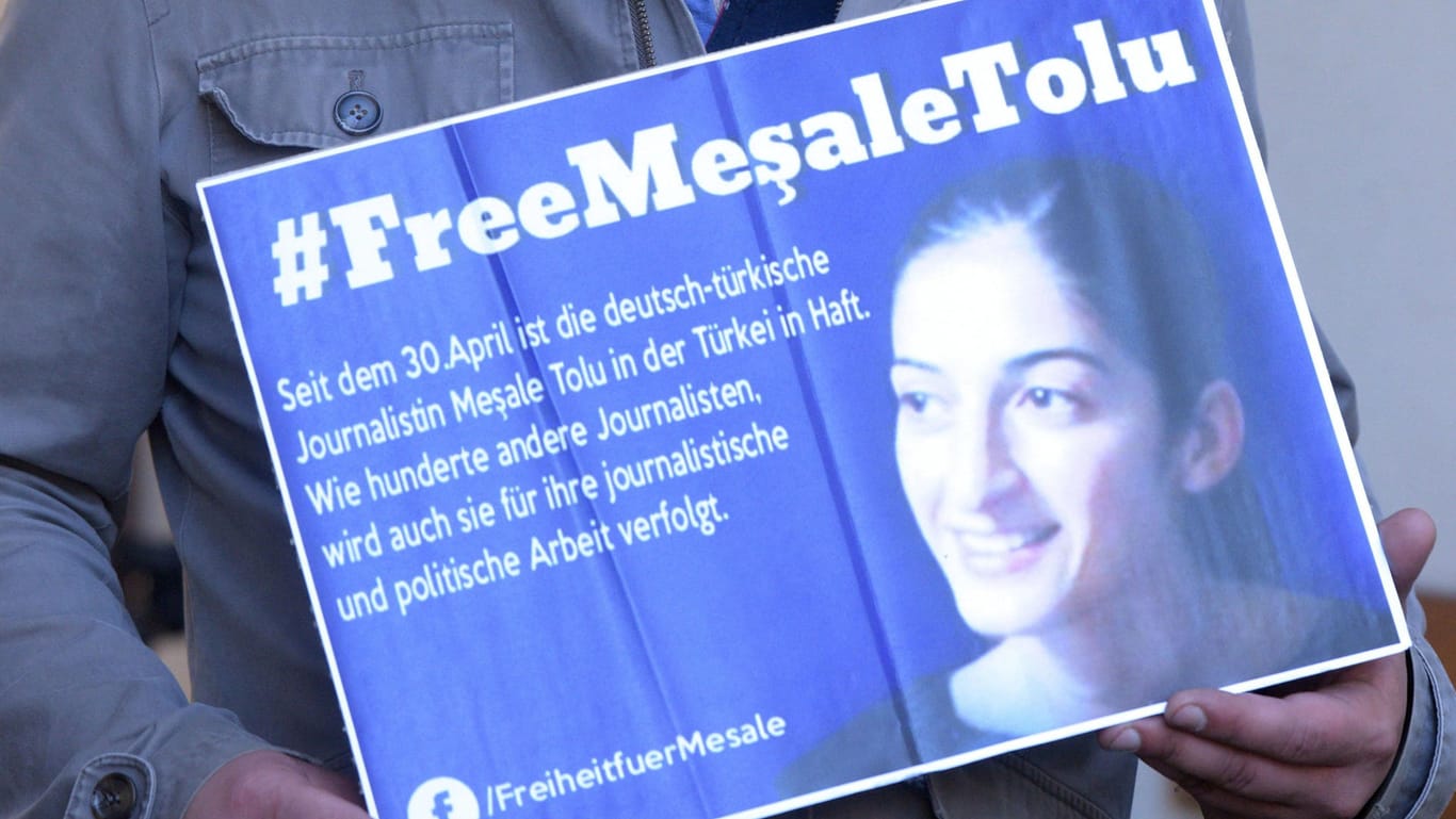 Die deutsche Journalistin Mesale Tolu ist seit April in türkischer Haft.