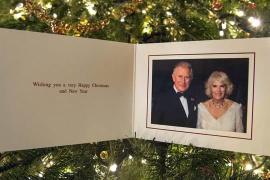 Weihnachtsgrüße von Prinz Charles und Camilla.
