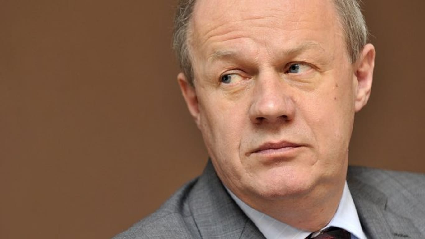 Im Zuge des Sexismus-Skandals ist der britische Kabinettschef Damian Green zurückgetreten.