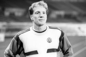 Matthias Sammer: 23 Länderspiele absolvierte er im Trikot der DDR (hier 1989), 51 später für das wiedervereinte Deutschland.