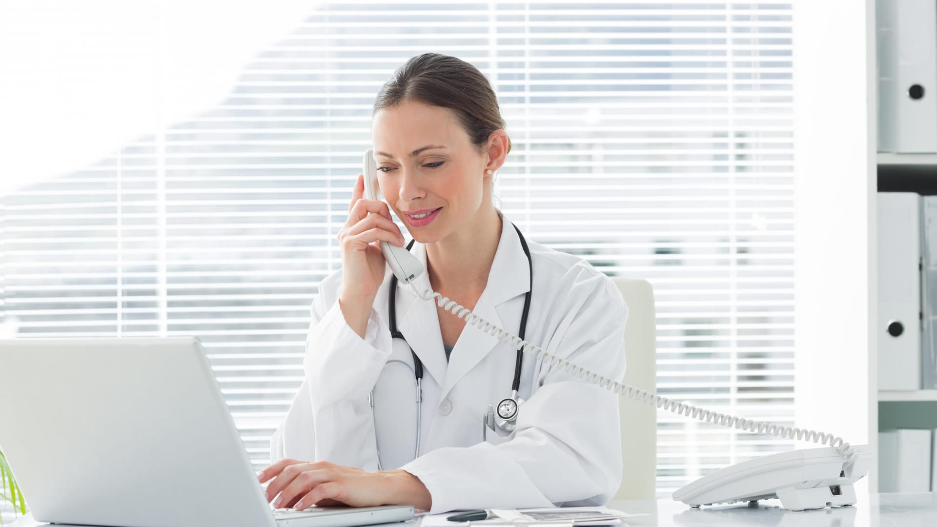 Arztin stellt Diagnose am Telefon