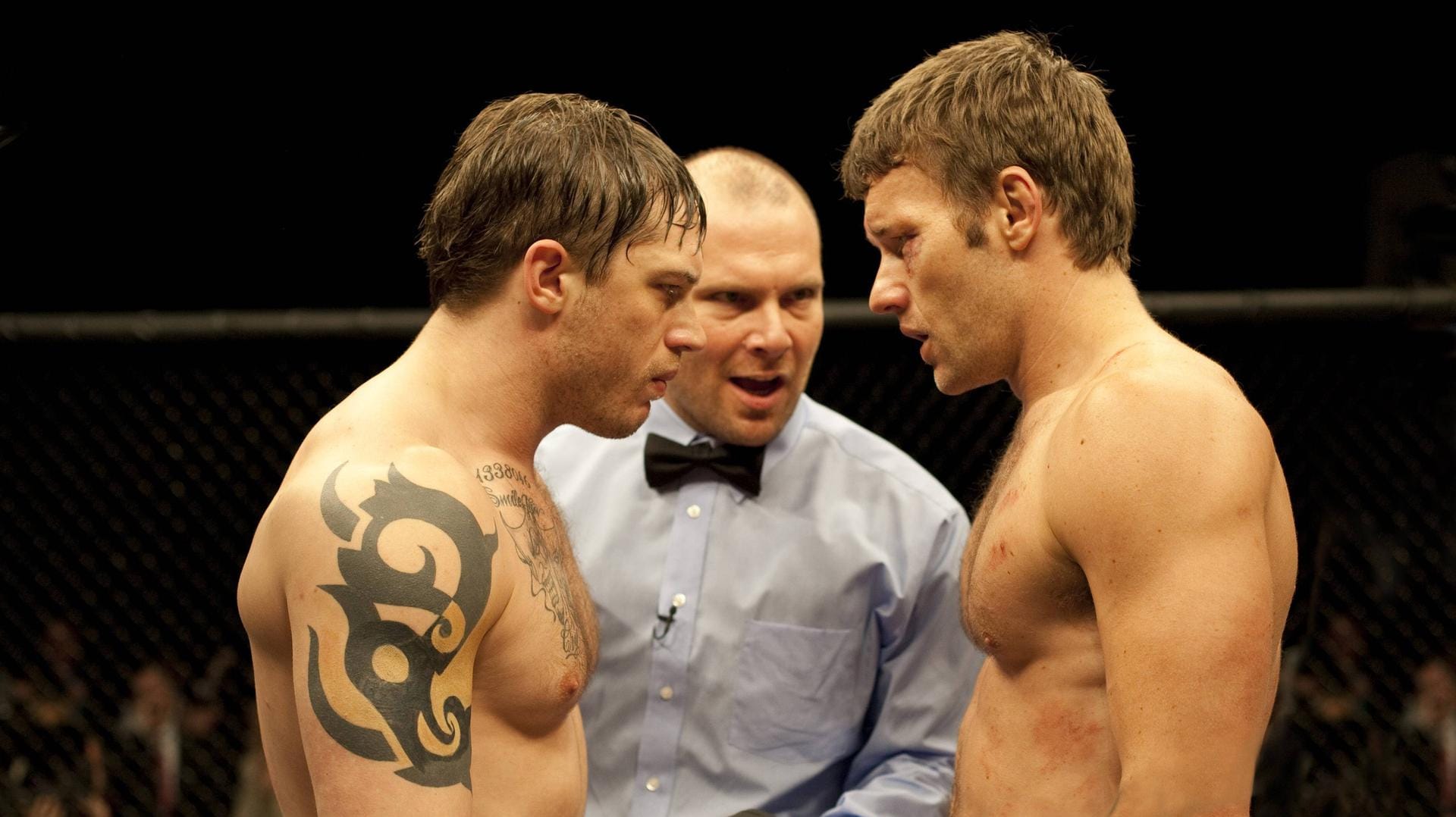 Die Brüder Tommy (Tom Hardy) und Brendan Conlon (Joel Edgerton) kämpfen bis aufs Blut. Sportdrama "Warrior"- ganz großes Kino.