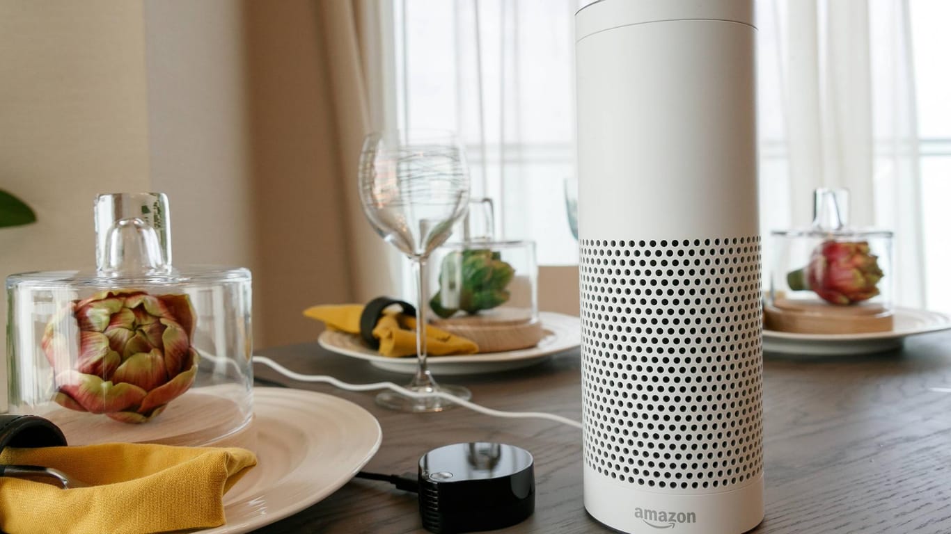 Amazon Echo: Amazon-Mitarbeiter tippen Alexa-Sprachbefehle ab.