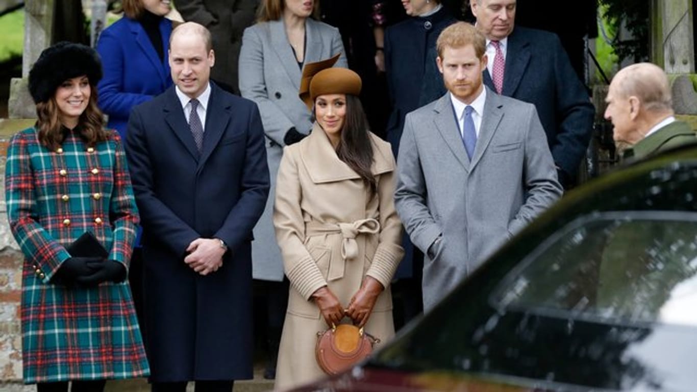 Einträchtig beieinander: Herzogin Kate (l-r), Prinz William, Meghan Markle und Prinz Harry.
