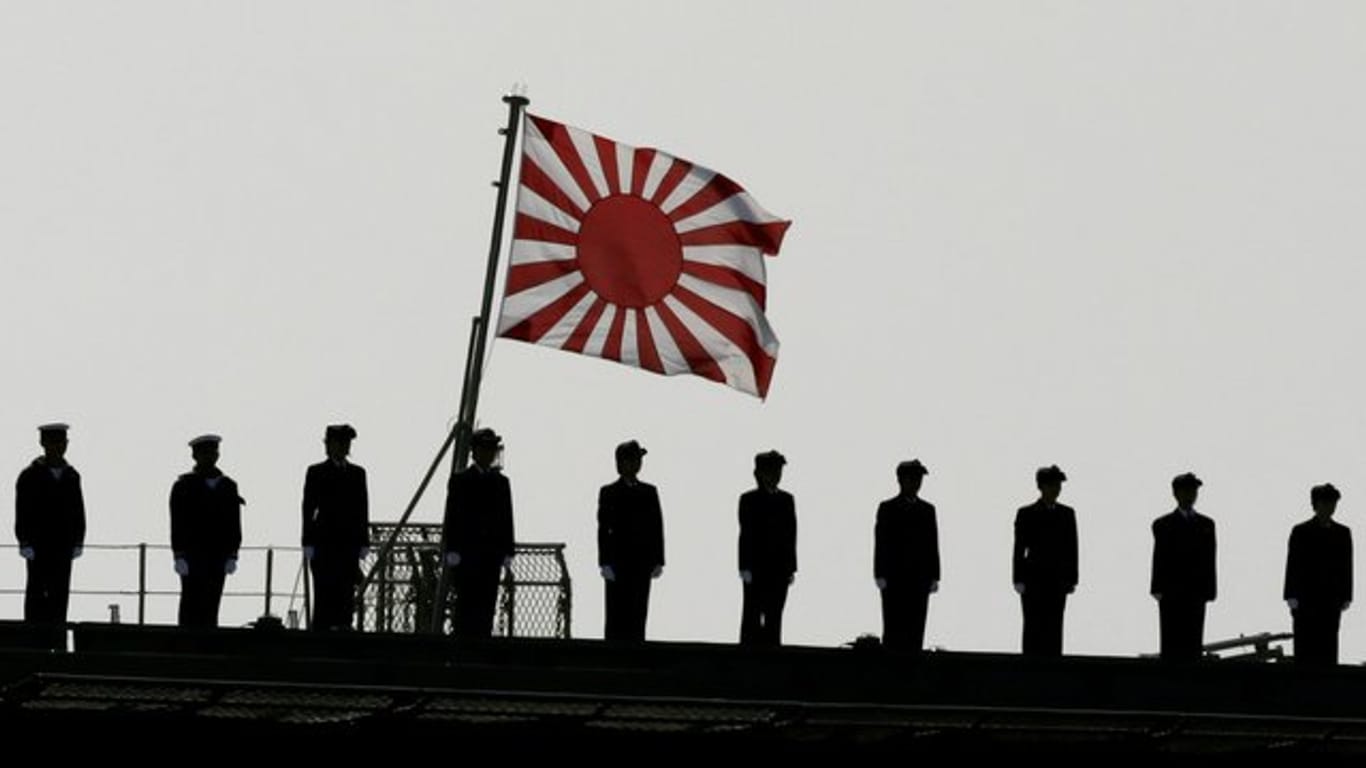 Japan will auch weiterhin eine ausschließlich auf Verteidigung ausgerichtete Politik betreiben.