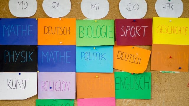 Im Oktober hatten die Ergebnisse der Studie IQB-Bildungstrends für Ernüchterung bei Bildungspolitikern gesorgt. Im Oktober hatten die Ergebnisse der Studie IQB-Bildungstrends für Ernüchterung bei Bildungspolitikern gesorgt.