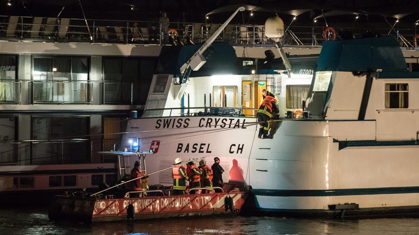 Unter Schweizer Flagge: Die "Swiss Crystal" war auf dem Weg in die Niederlande.